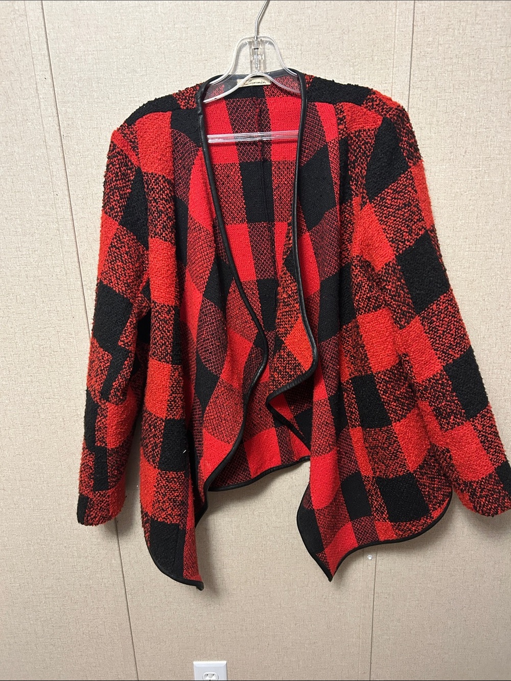 Open-Front Buffalo Plaid Cardigan Sweater in Red and Black